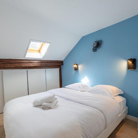 Sous Les Toits D'Annecy, Un Appartement Irresistible Pour 1 A 6 Personnes En Plein Coeur De Ville Bagian luar foto