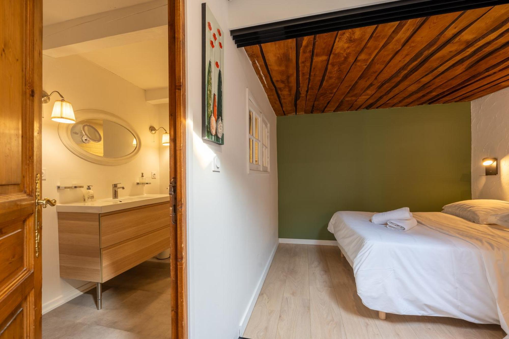 Sous Les Toits D'Annecy, Un Appartement Irresistible Pour 1 A 6 Personnes En Plein Coeur De Ville Bagian luar foto