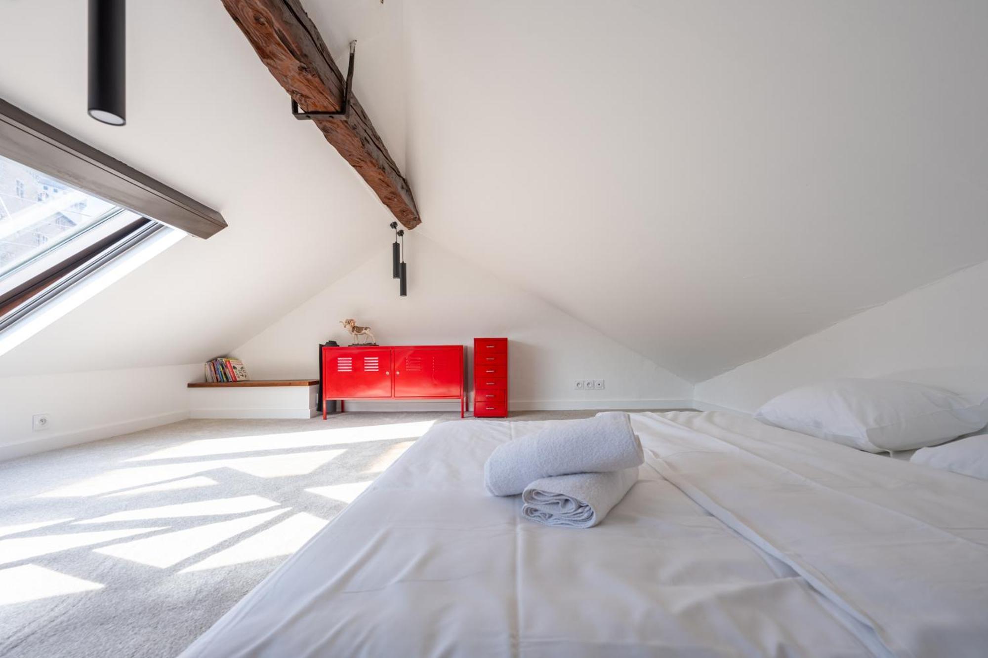 Sous Les Toits D'Annecy, Un Appartement Irresistible Pour 1 A 6 Personnes En Plein Coeur De Ville Bagian luar foto
