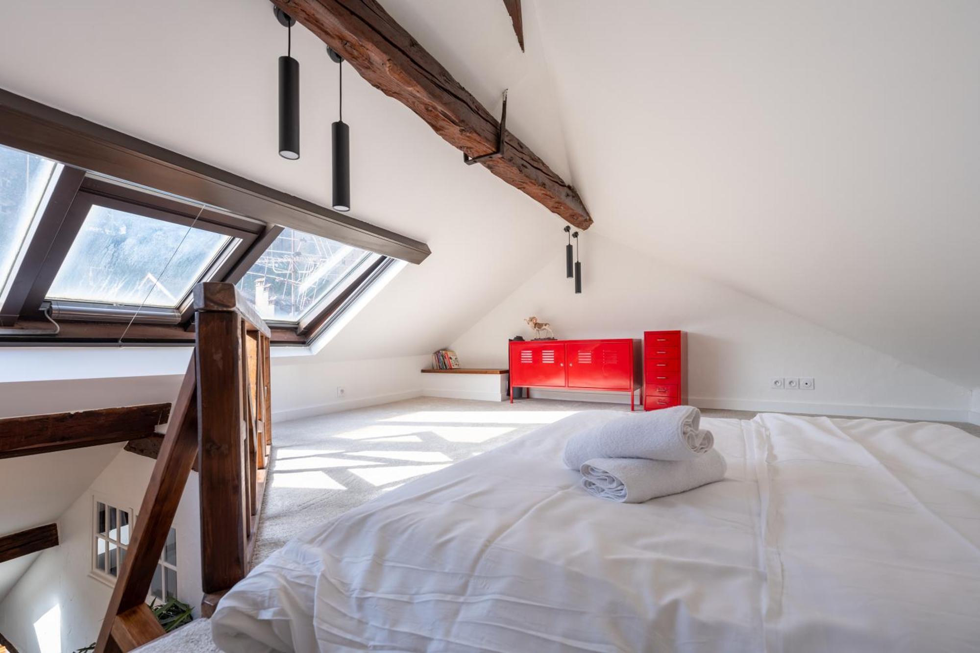 Sous Les Toits D'Annecy, Un Appartement Irresistible Pour 1 A 6 Personnes En Plein Coeur De Ville Bagian luar foto
