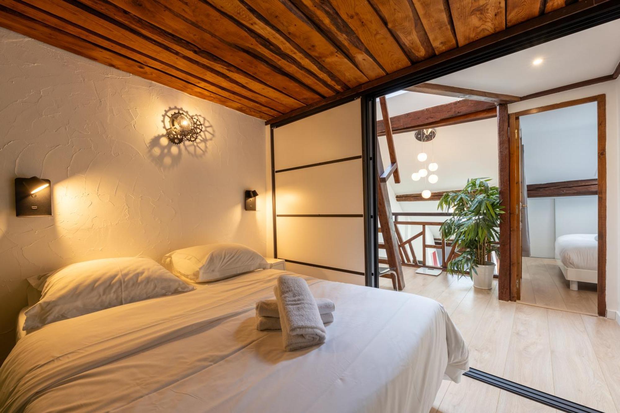 Sous Les Toits D'Annecy, Un Appartement Irresistible Pour 1 A 6 Personnes En Plein Coeur De Ville Bagian luar foto
