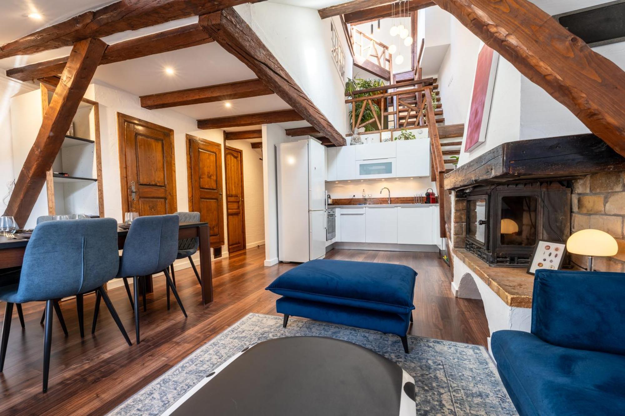 Sous Les Toits D'Annecy, Un Appartement Irresistible Pour 1 A 6 Personnes En Plein Coeur De Ville Bagian luar foto